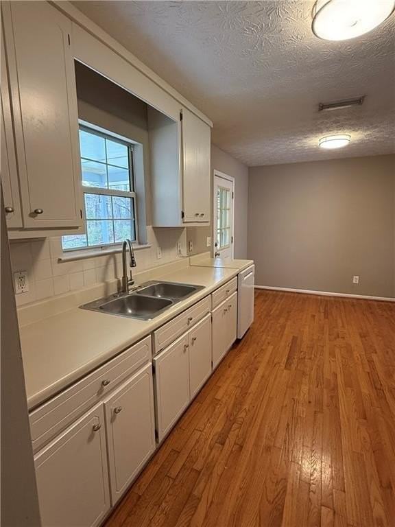 8910 Bridgewater Dr - Photo 4 of 16