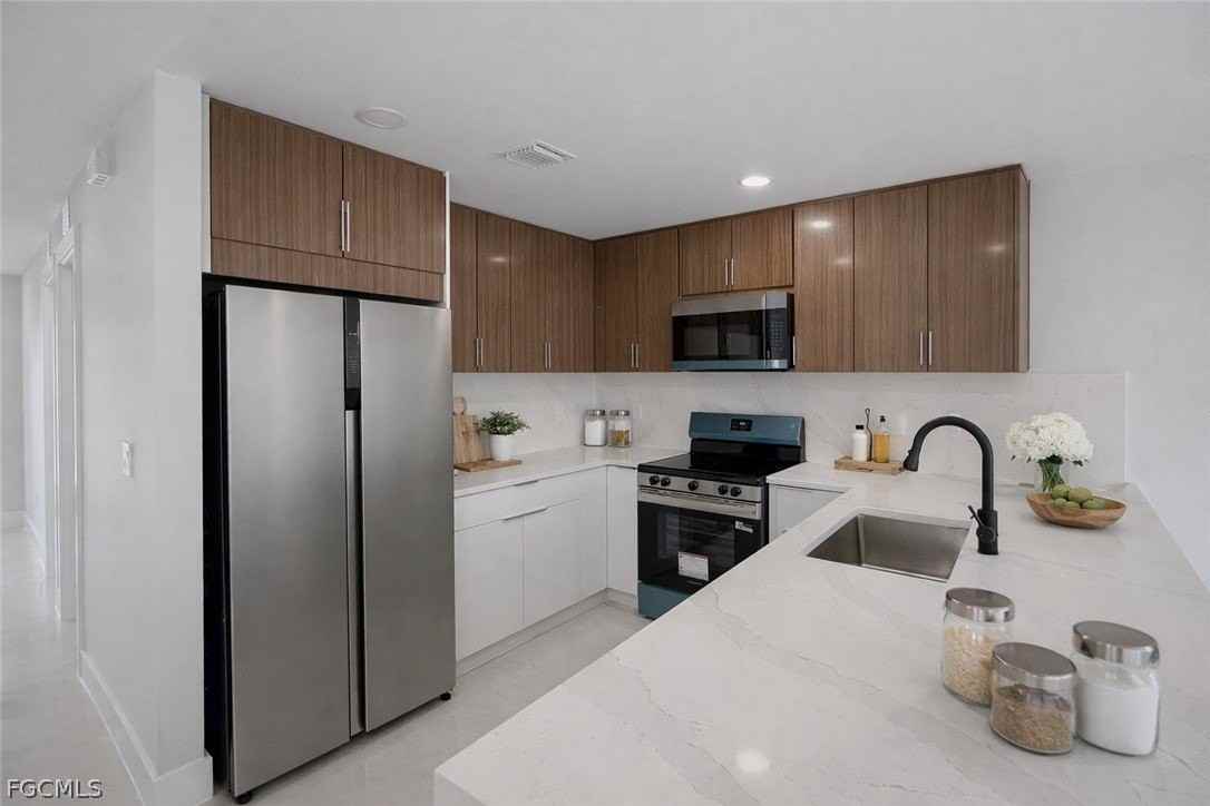 4531/4529 18th Street SW - Photo 7 of 50