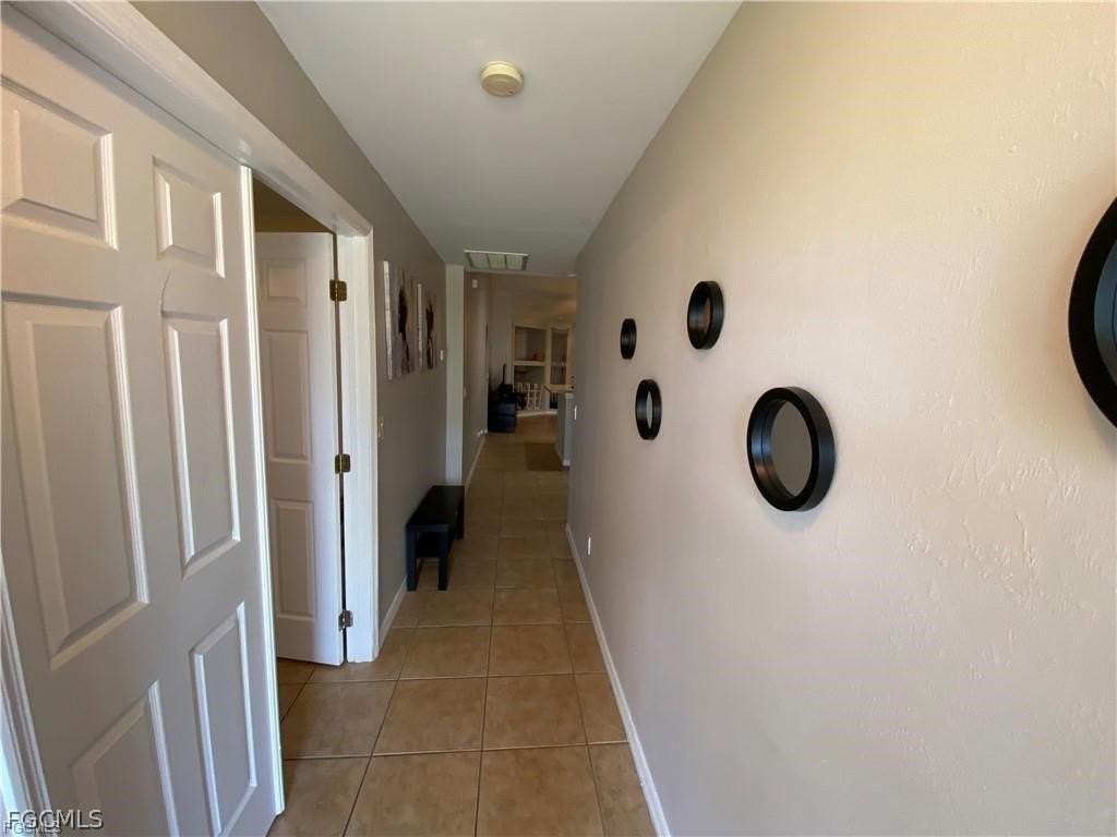 4317 Sw Santa Barbara Pl - Photo 3 of 19