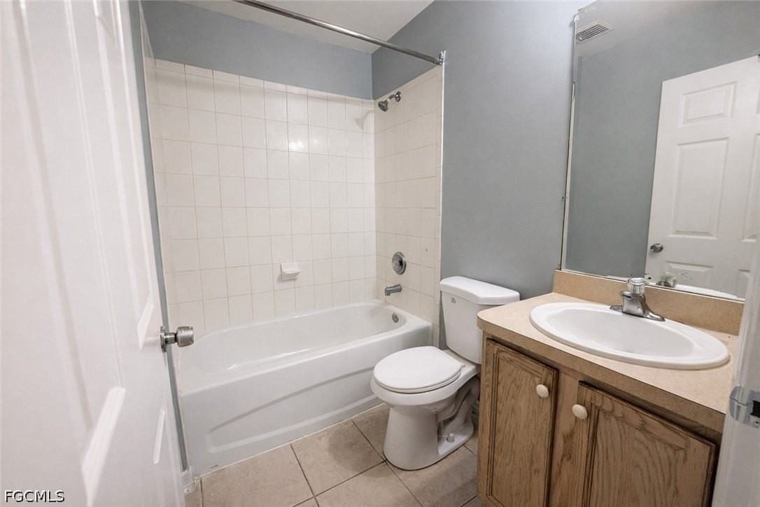 609/611 HAWTHORNE Avenue S - Photo 4 of 21