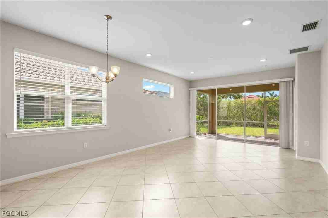 4443 Dutchess Park Rd - Photo 3 of 19