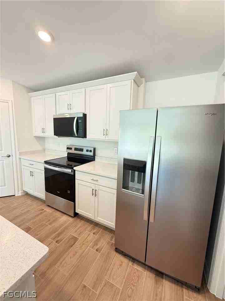 4111 16th St W - Photo 4 of 16