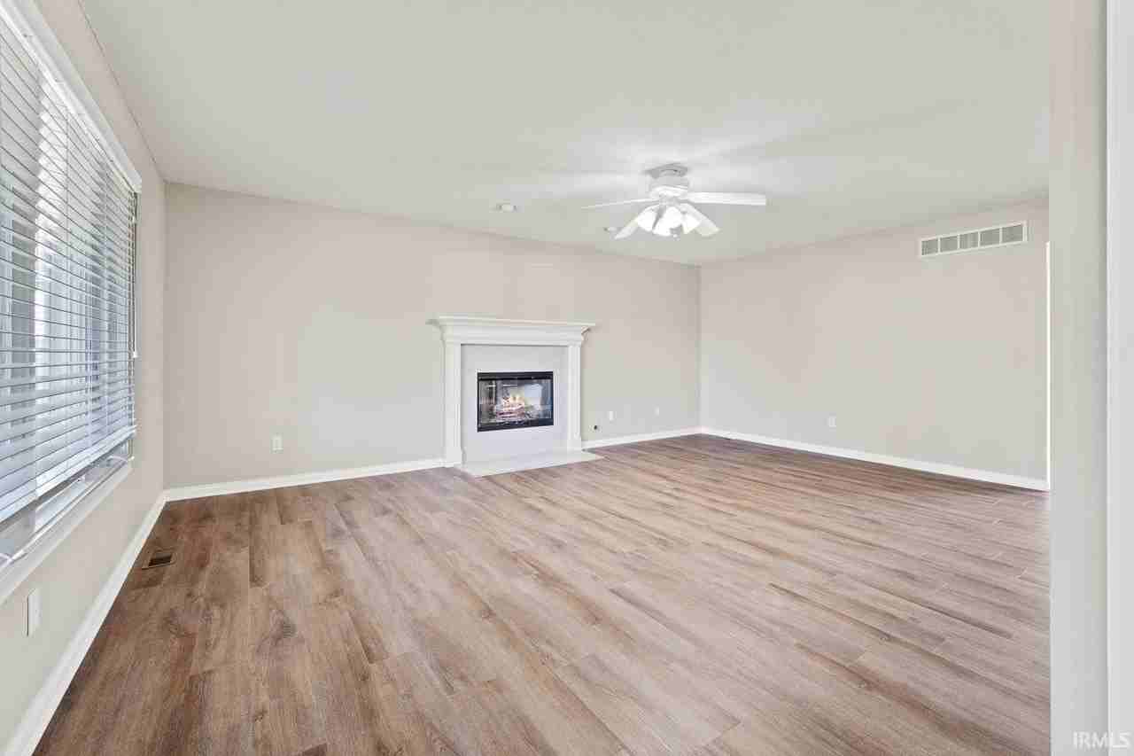 1128 Amastar Cv - Photo 5 of 36