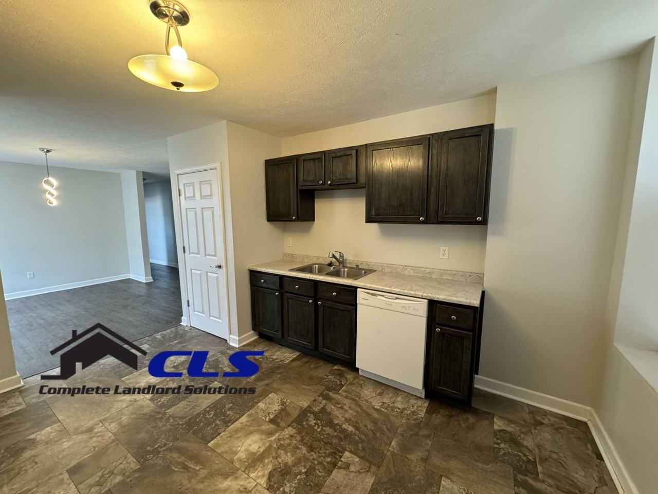 1400 Wabash Avenue - BMyers Building Apartments #B - Photo 3 of 15