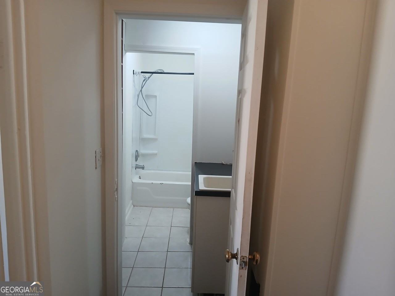 386 Haas Ave Se - Photo 3 of 6