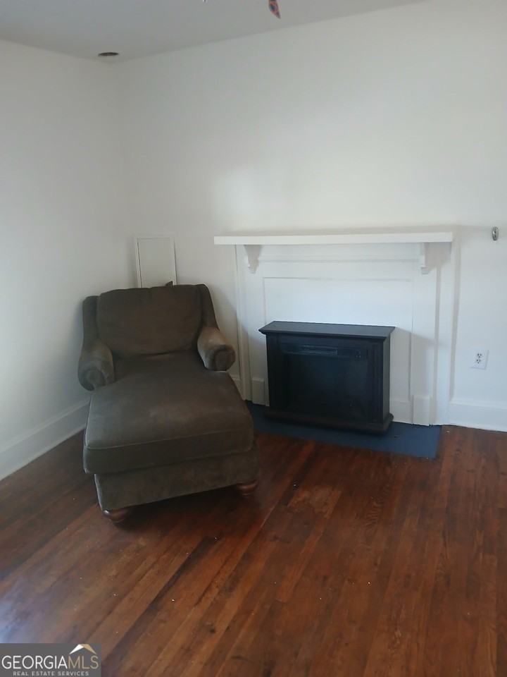 386 Haas Ave Se - Photo 5 of 6