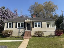 featured image of 110 Elm Dr