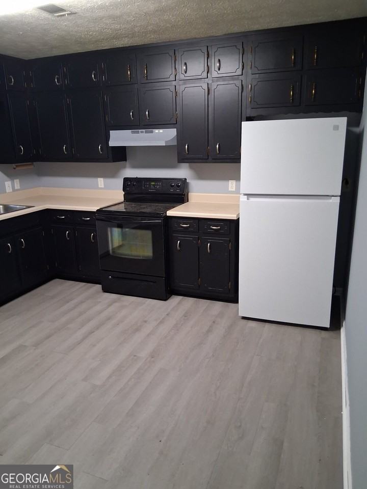 14 Brannan St - Photo 4 of 18