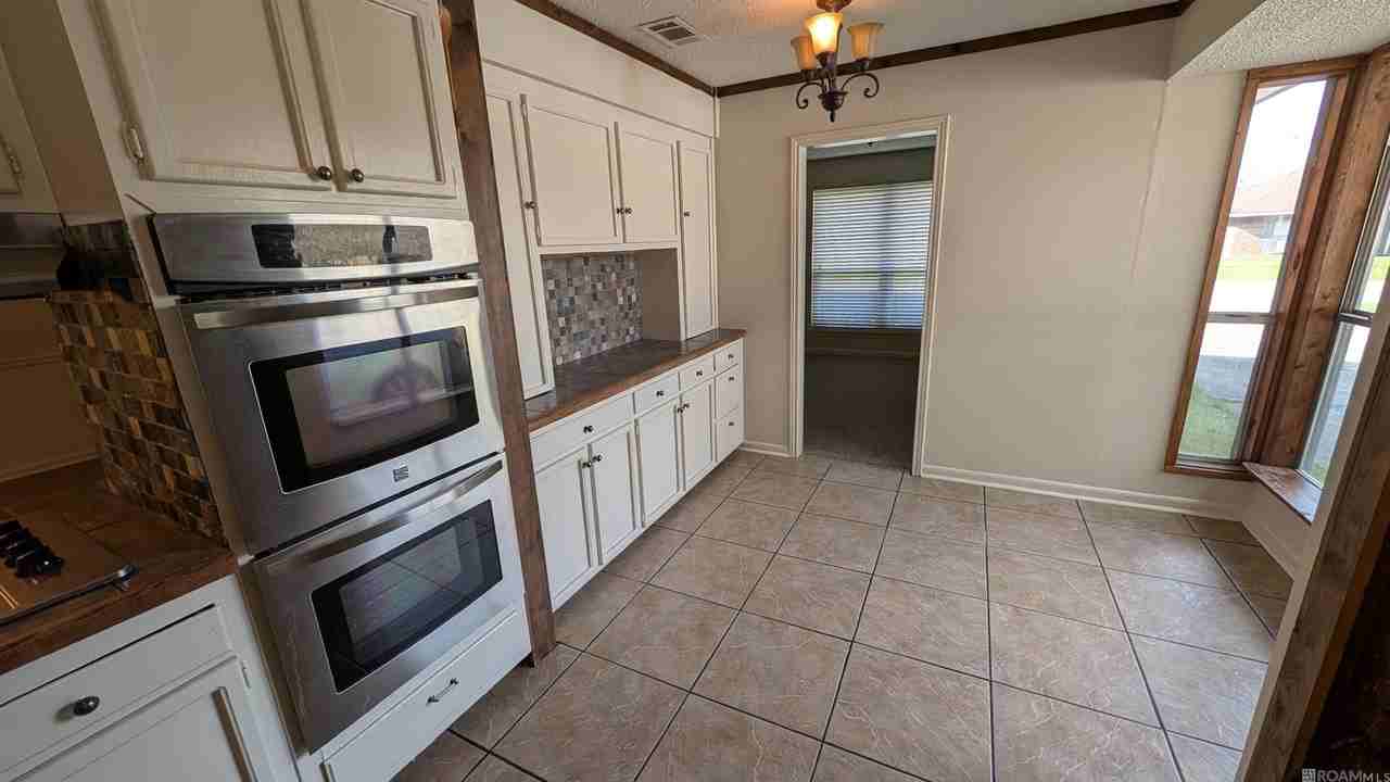 13702 Calcasieu Ave - Photo 3 of 16