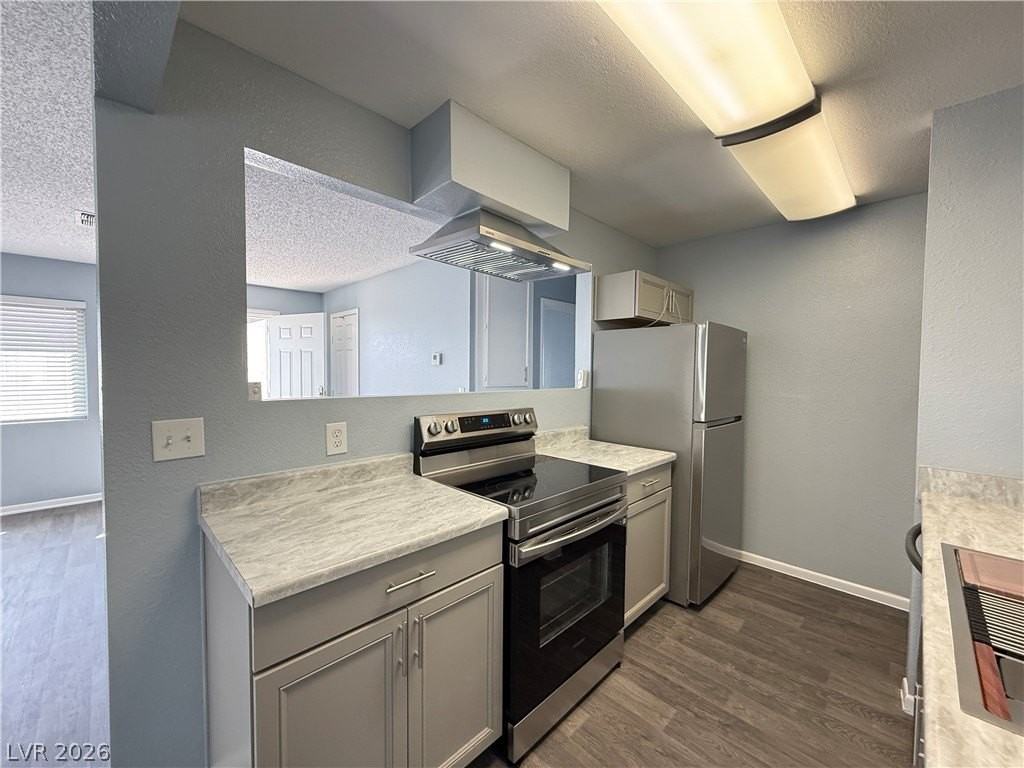 3605 Villa Knolls East Dr - Photo 4 of 17