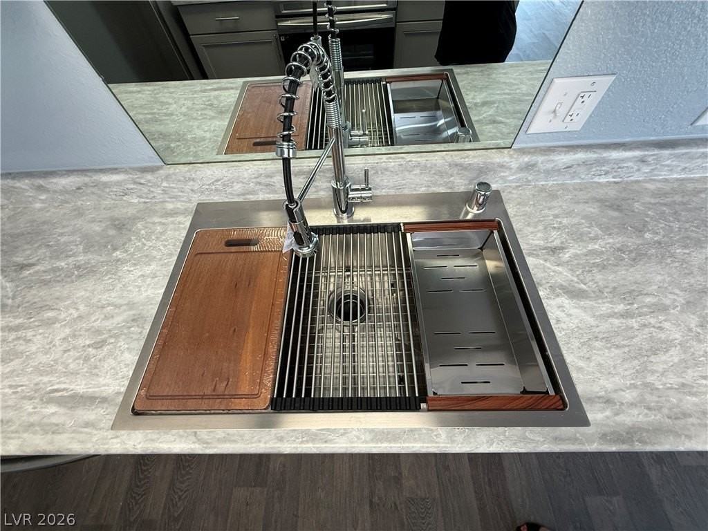 3605 Villa Knolls East Dr - Photo 7 of 17