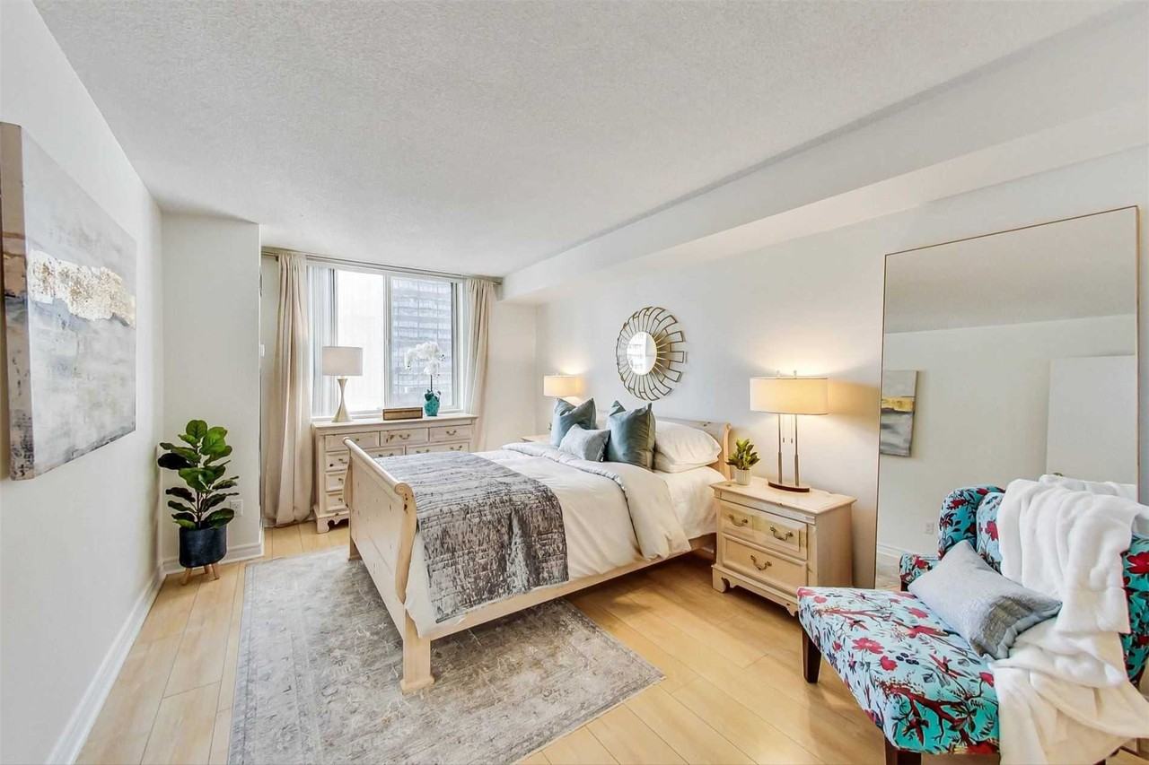 25 Grenville Street #1908 - Photo 7 of 13