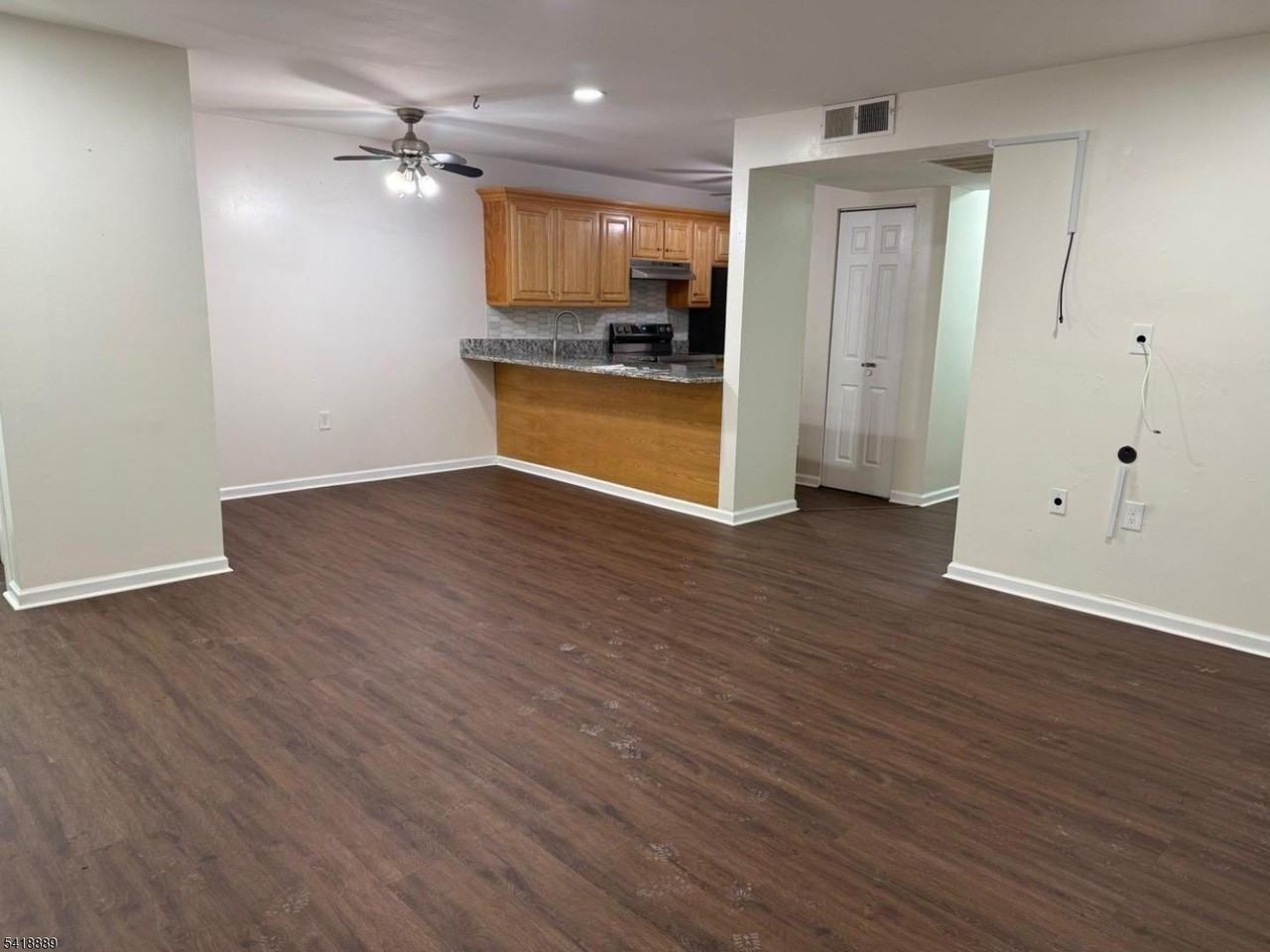 751 Summer Ave #1D - Photo 4 of 22