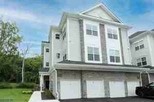 featured image of 71 Veterans Way