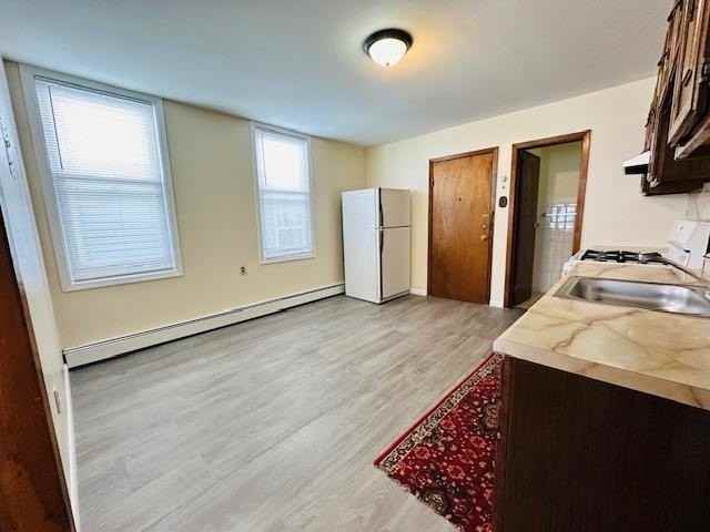 94 Andrew St #6 - Photo 3 of 9