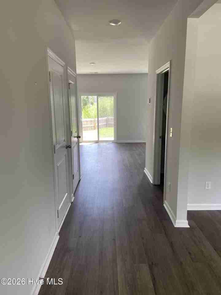 9104 St Thomas Ct - Photo 2 of 36