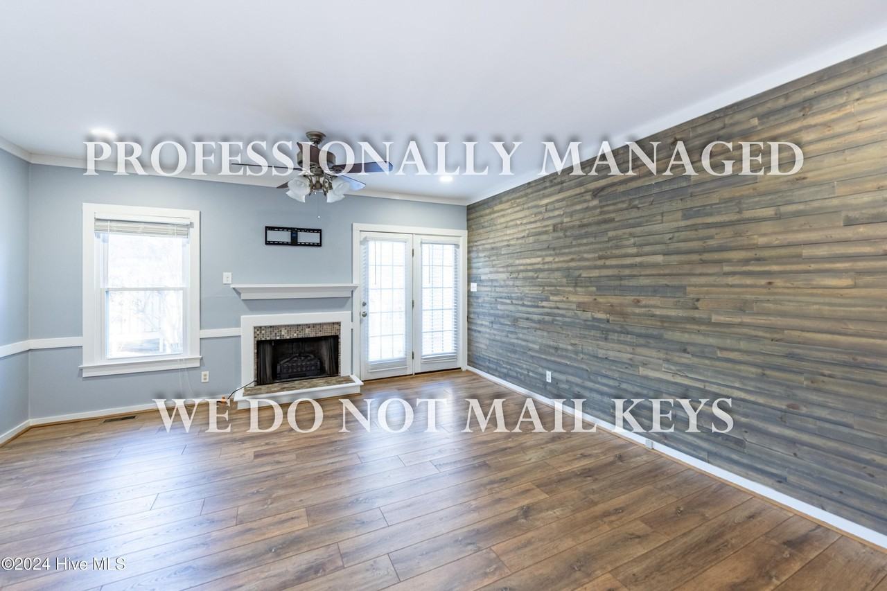 113 Willow Oaks Ct - Photo 3 of 14