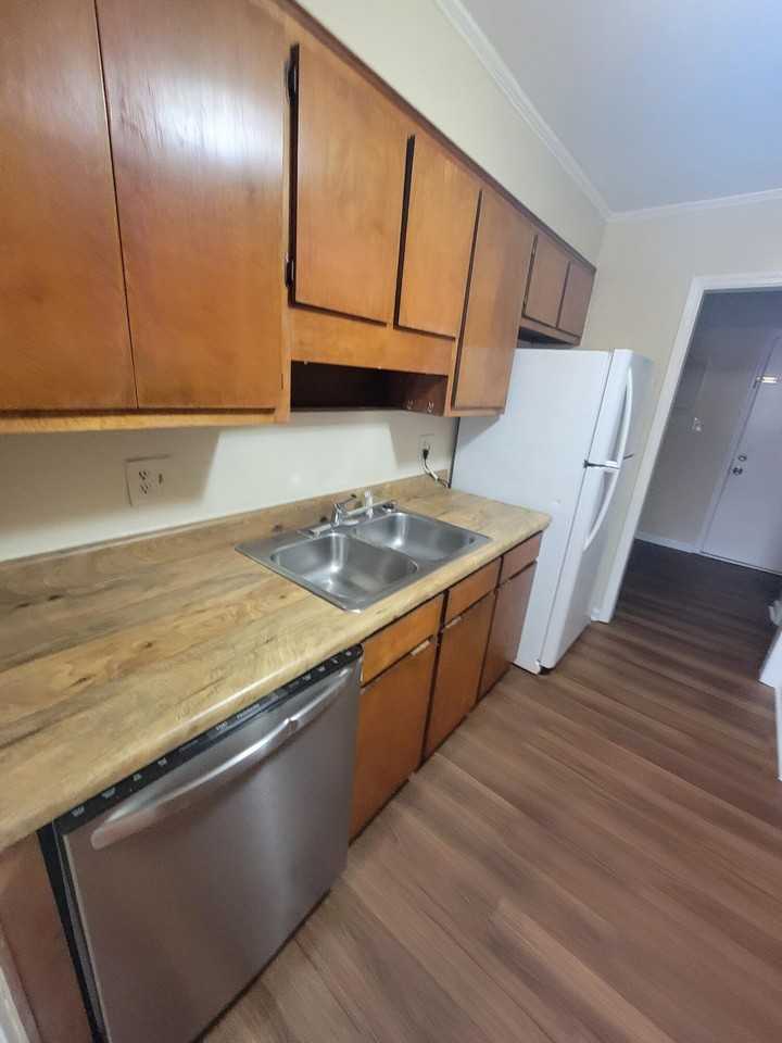 115 Samarya Ln Unit A - Photo 7 of 17