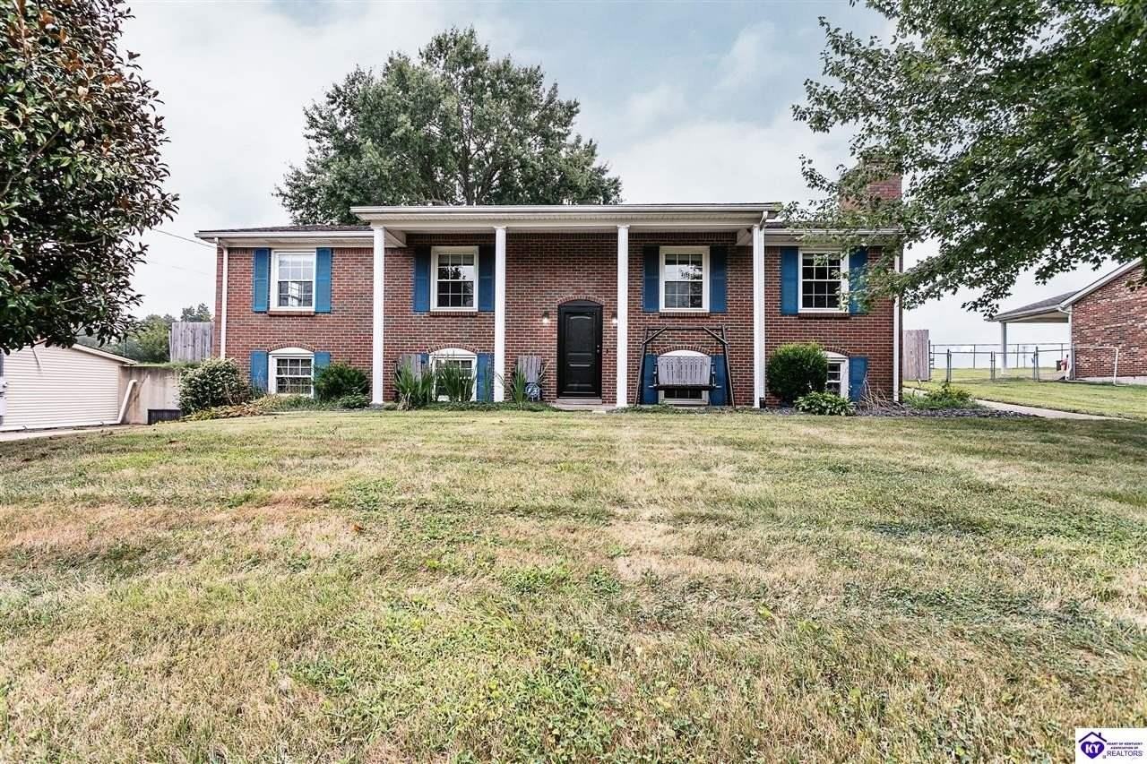 705 Bon Aire Dr - Photo 3 of 39