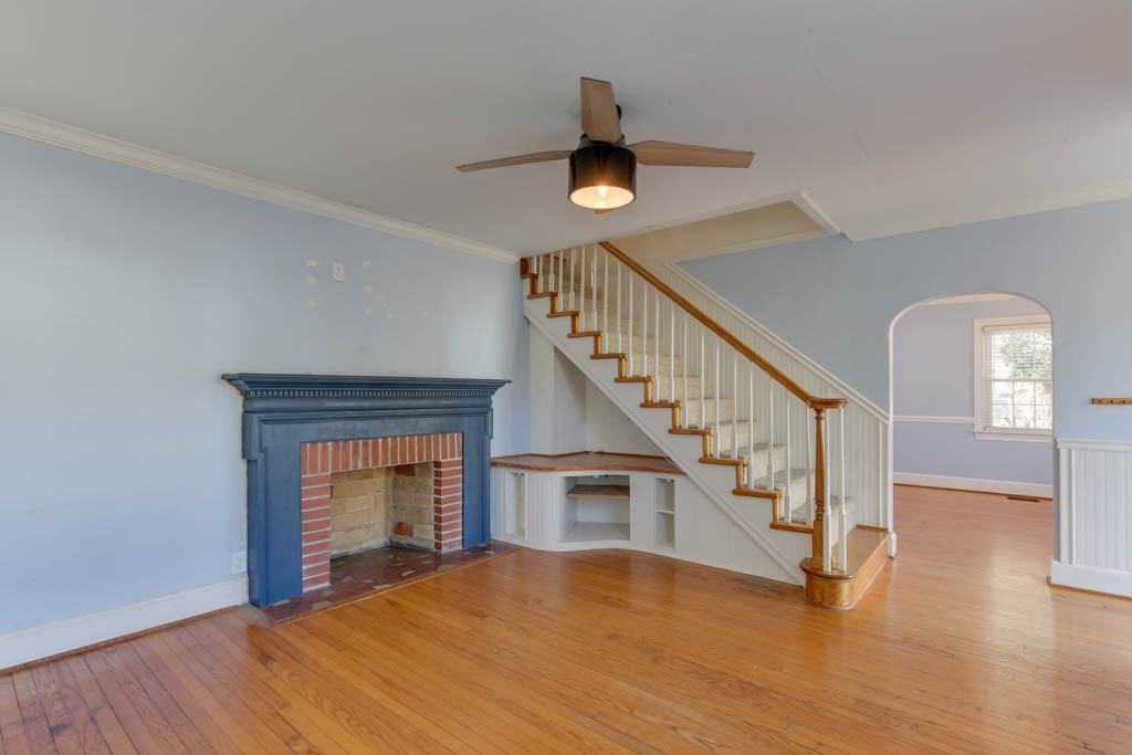 407 Russell St #1 - Photo 7 of 36