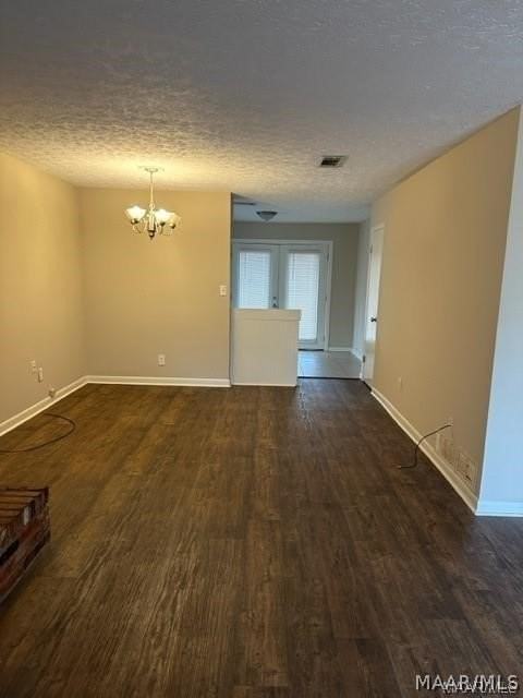 27 Glenwood Ct - Photo 3 of 10