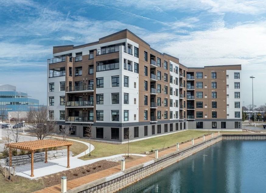 1540 Venetian Blvd #406