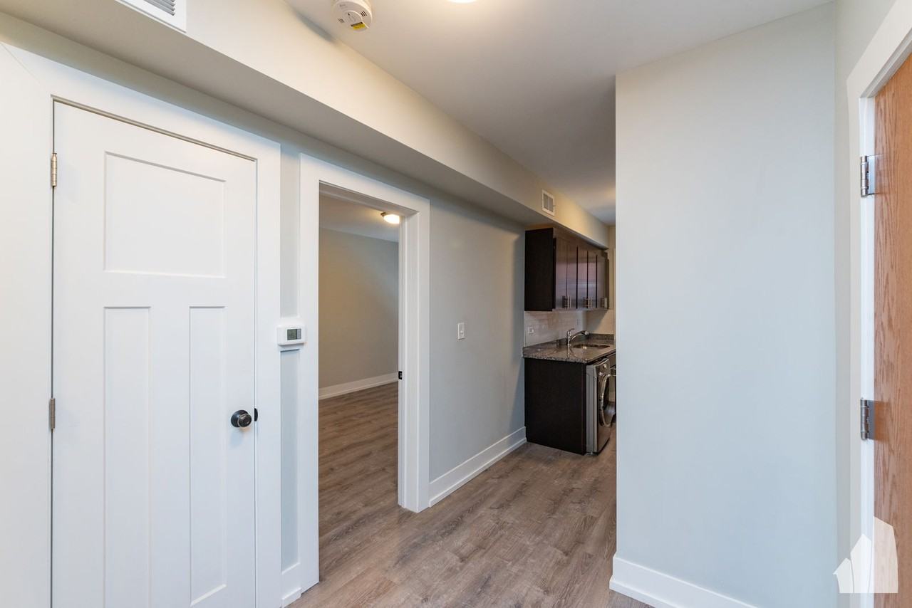 1128 Maple Ave #A3 - Photo 4 of 8
