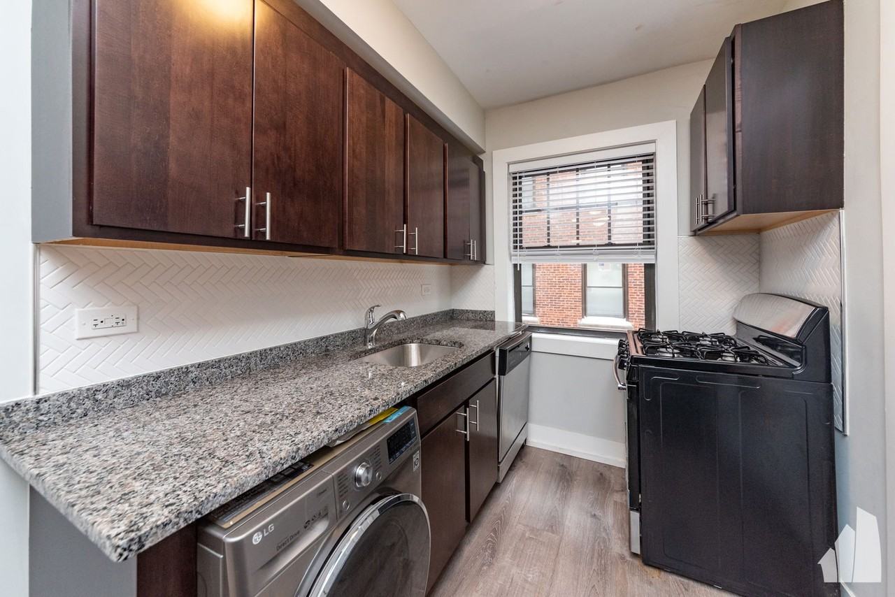 1128 Maple Ave #A3 - Photo 6 of 8