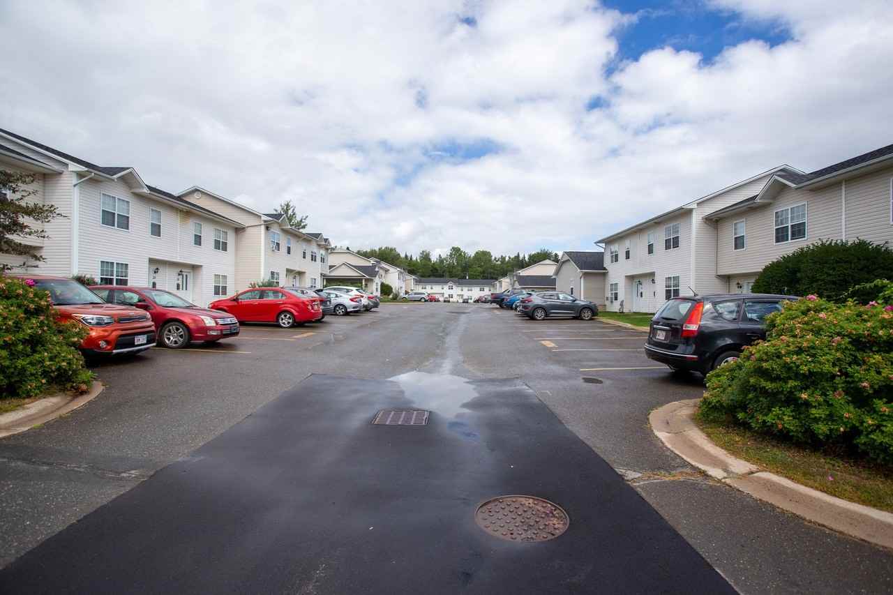 59 Walter Close #59 - Photo 3 of 12