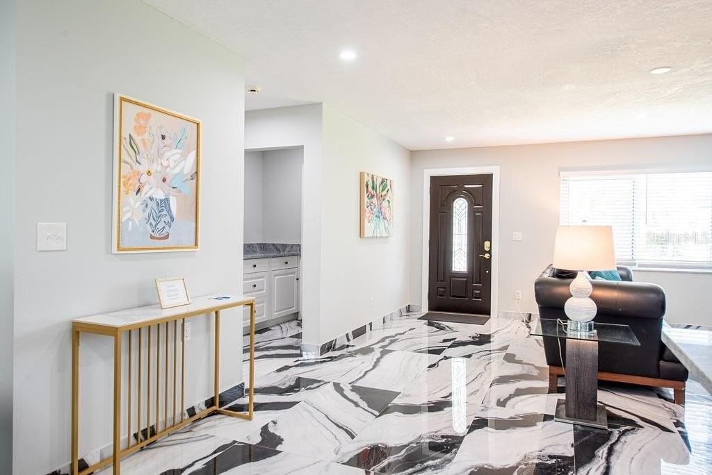 6819 11th Ave Nw - Photo 3 of 37