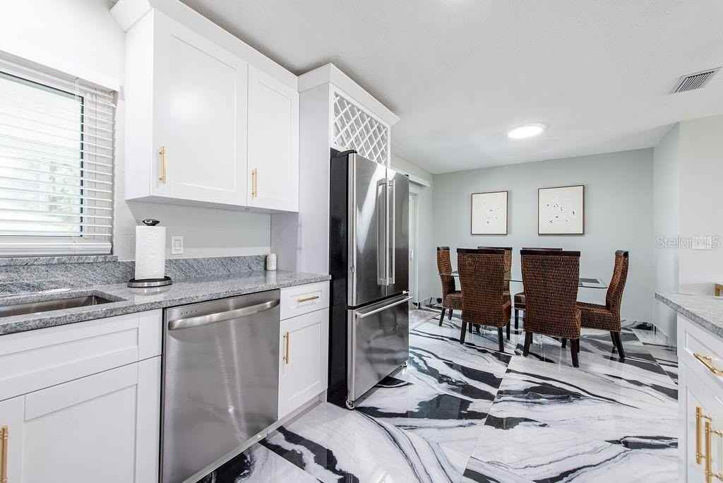 6819 11th Ave Nw - Photo 6 of 37