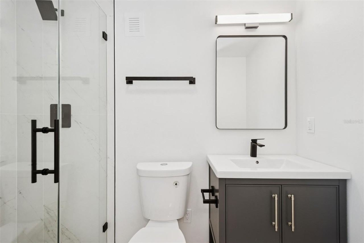 2655 Bay St #2 - Photo 6 of 9