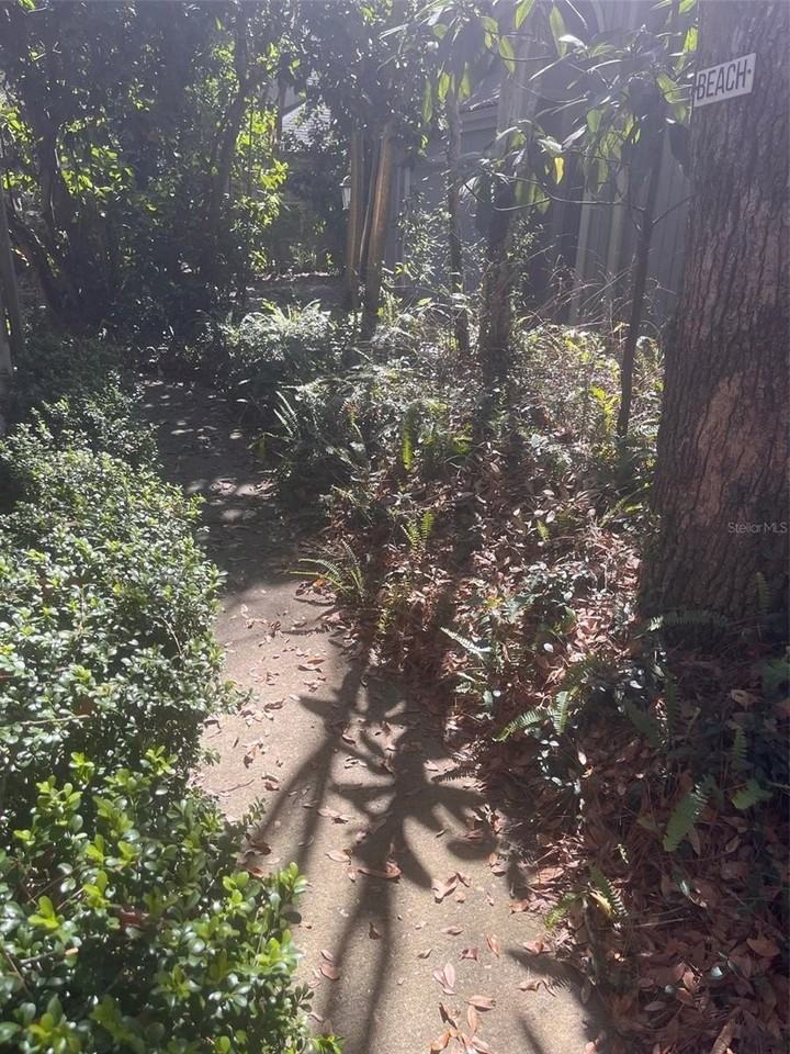 5018 Sw 94th St - Photo 2 of 14