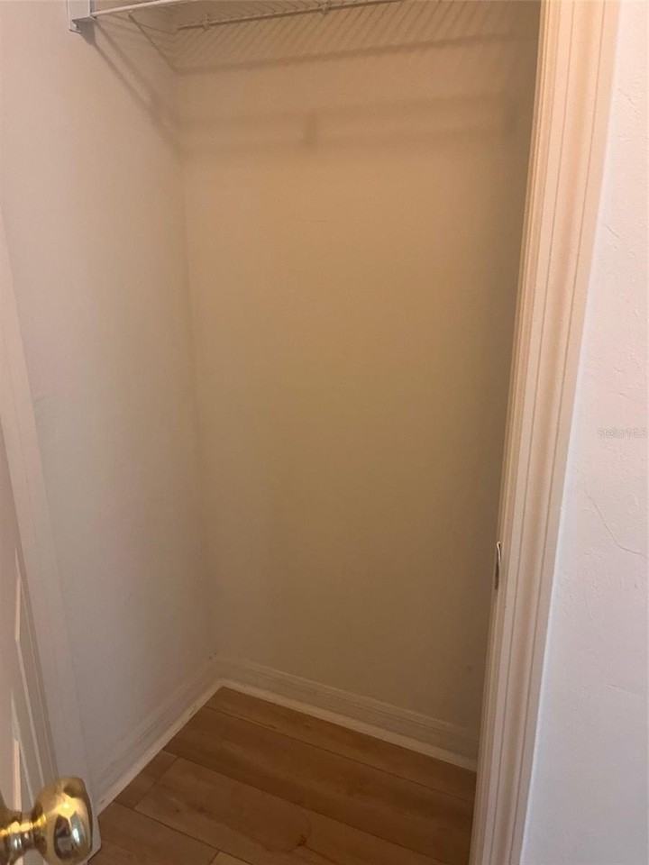 5018 Sw 94th St - Photo 4 of 14