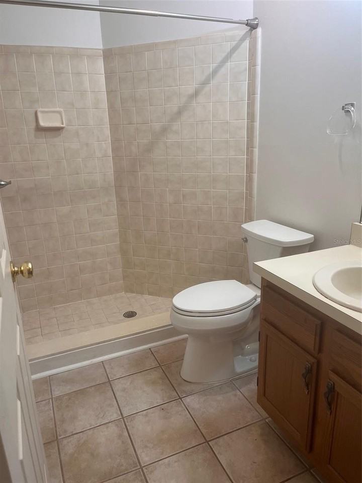 5018 Sw 94th St - Photo 5 of 14