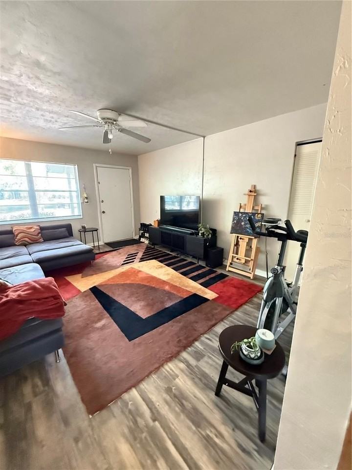 615 Sw 11th Ln - Photo 4 of 12