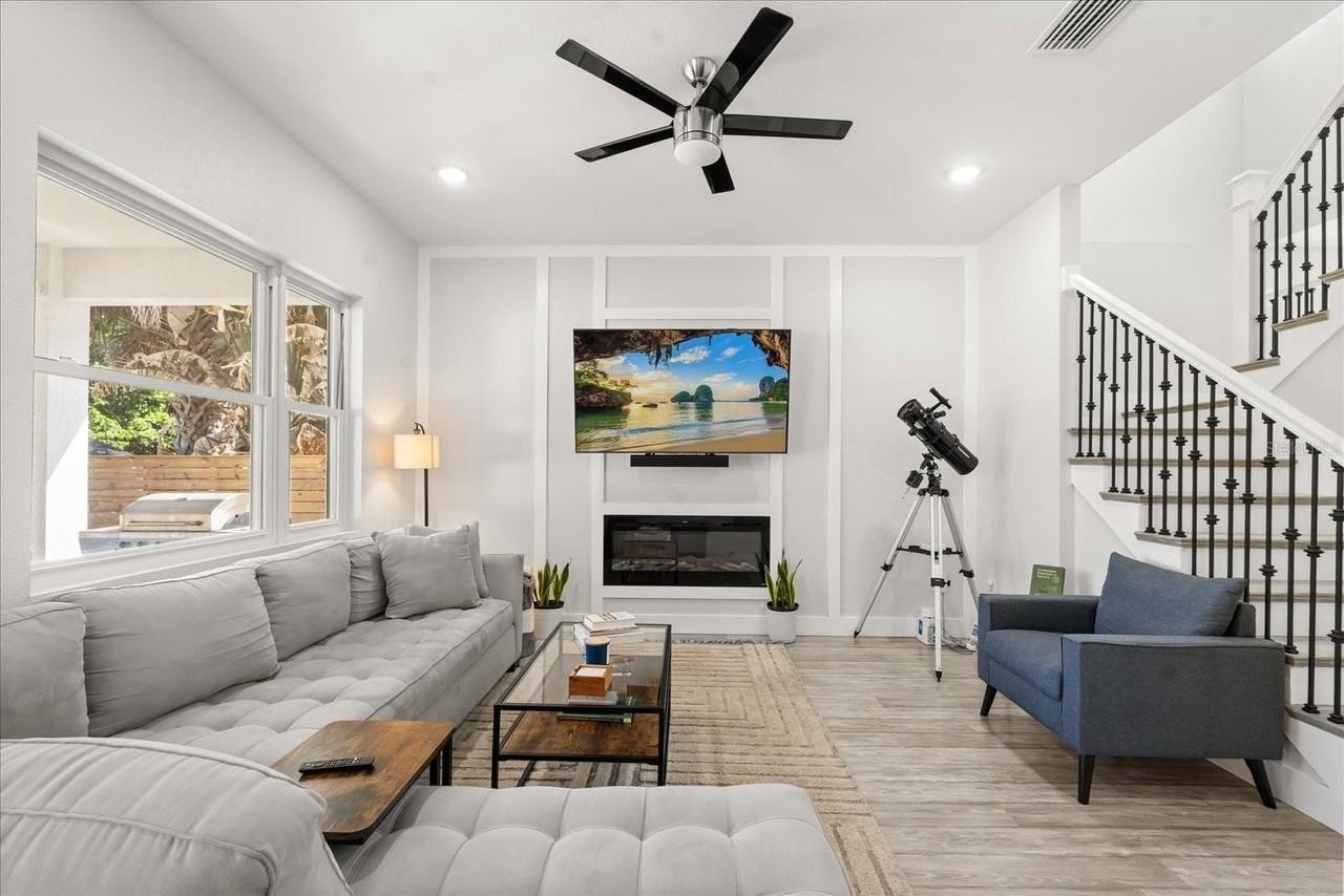 668 Overspin Dr - Photo 6 of 32