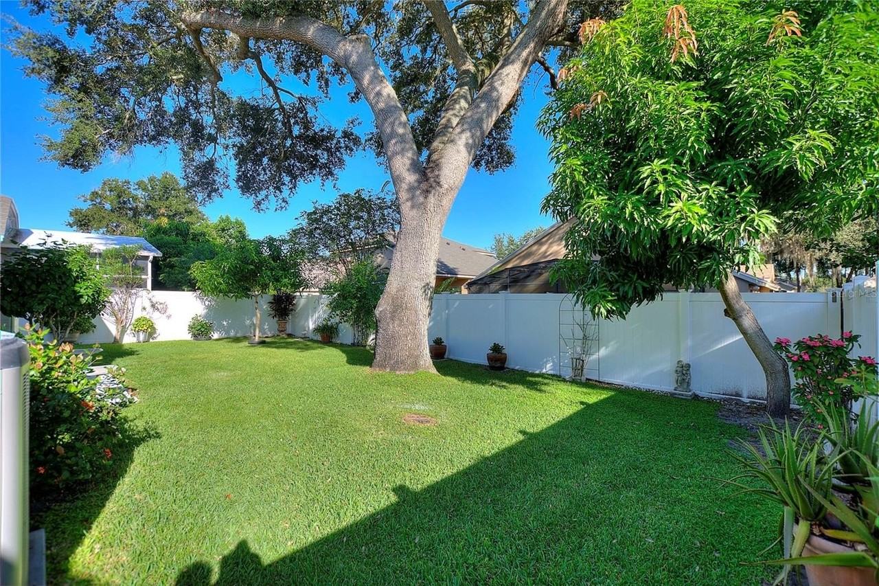 6619 Imperial Oak Ln - Photo 4 of 27