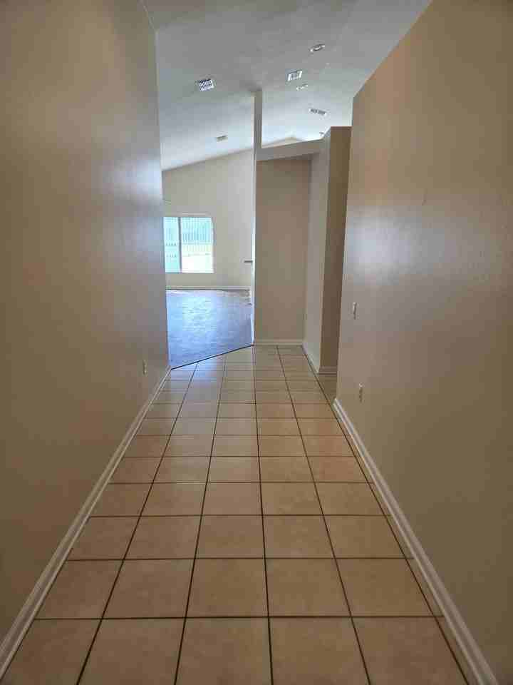 3126 Stonehurst Cir #1 - Photo 4 of 20