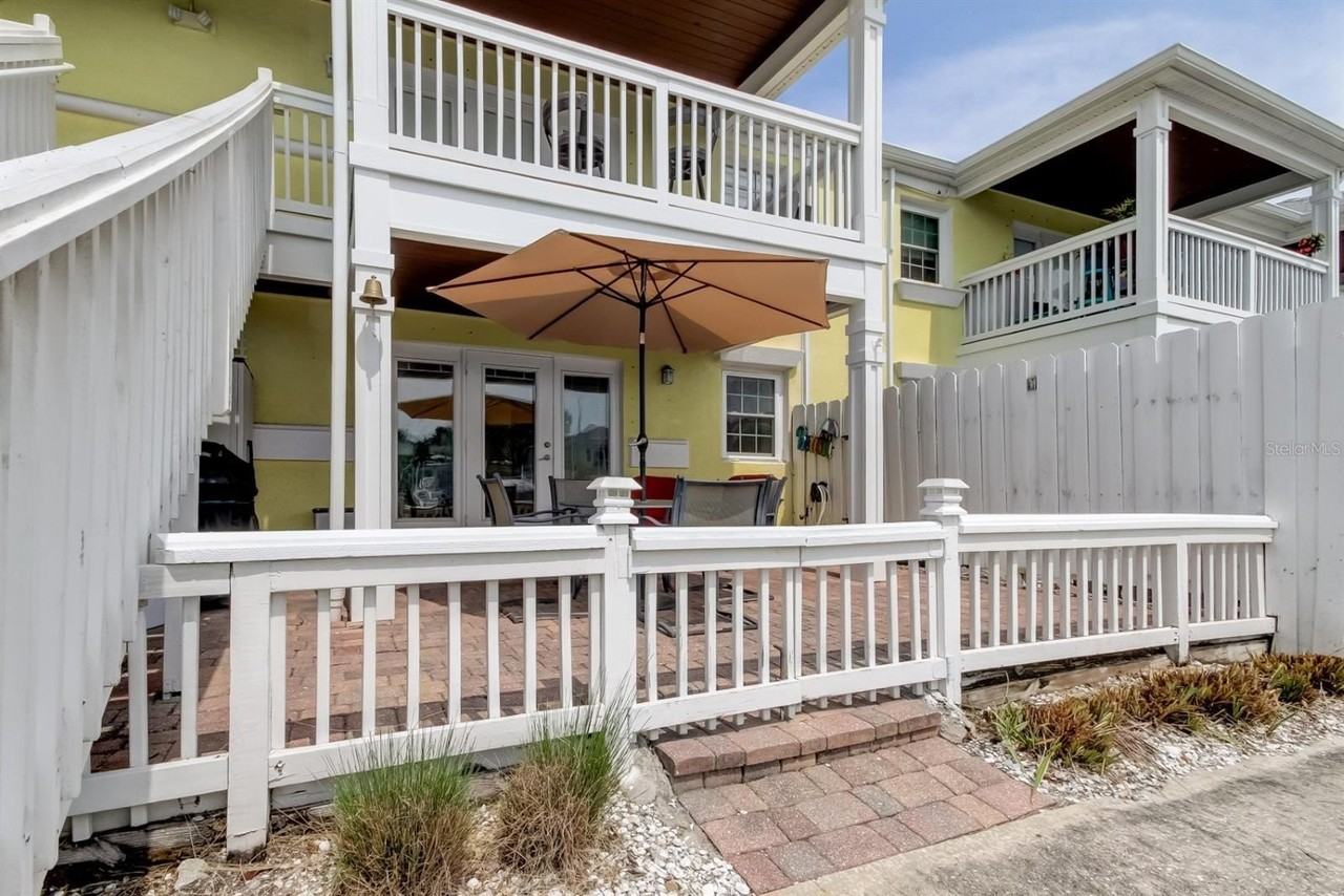 5092 Beach Dr Se #A - Photo 3 of 32