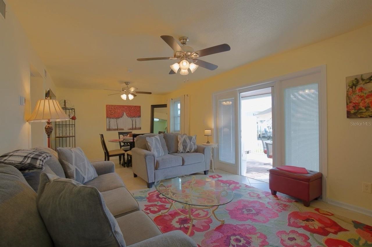 5092 Beach Dr Se #A - Photo 5 of 32