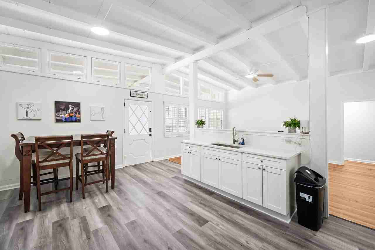 Fernworth Dr - Photo 4 of 49