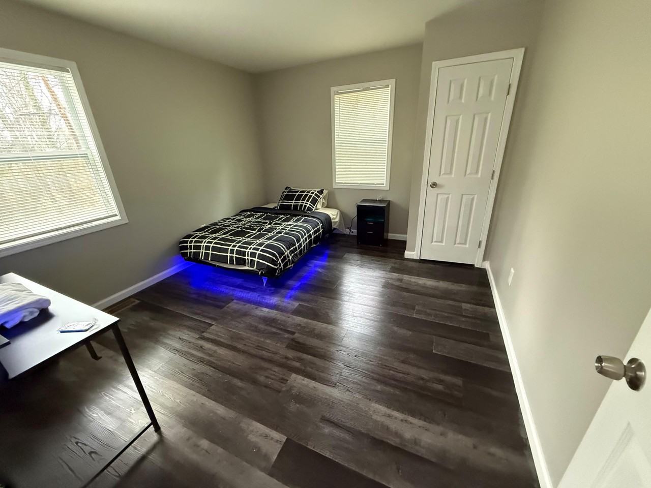 Sizemore Ave Nw - Photo 3 of 7