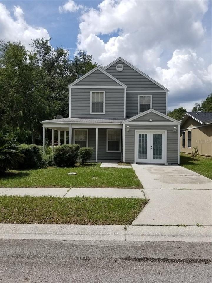 8202 Broward Pl - Photo 2 of 45