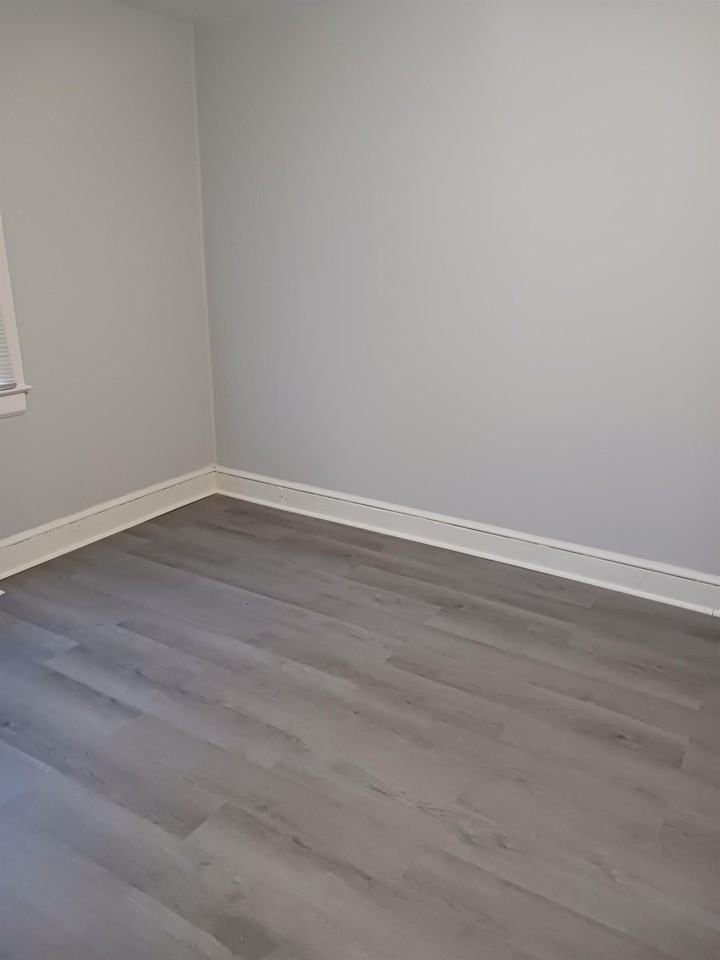 216 Charlotte Ave #1 - Photo 6 of 11