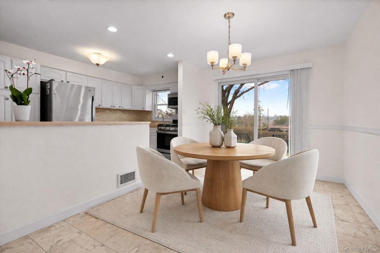 73 Ewart St - Photo 7 of 32