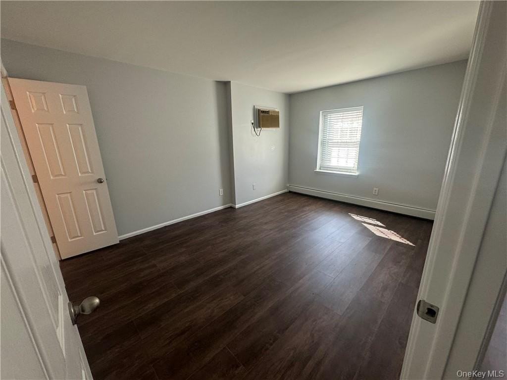 1 Lexington Hl Unit 7 - Photo 7 of 17