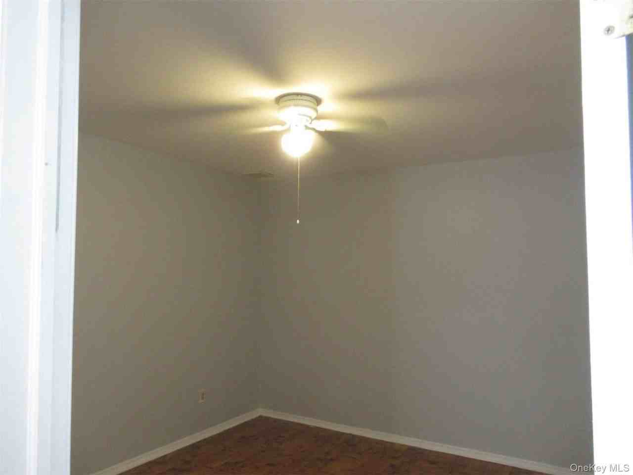 6091 54th St #2R - Photo 6 of 14