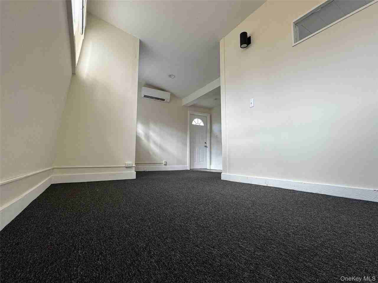 47 Tinker St Unit 1 - Photo 5 of 8