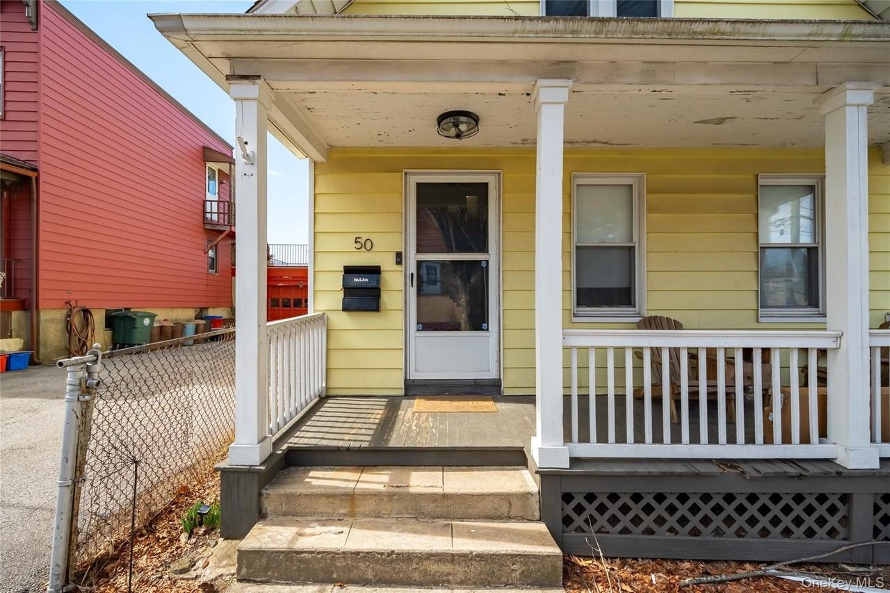 50 Edgar Pl Unit 2 - Photo 4 of 20